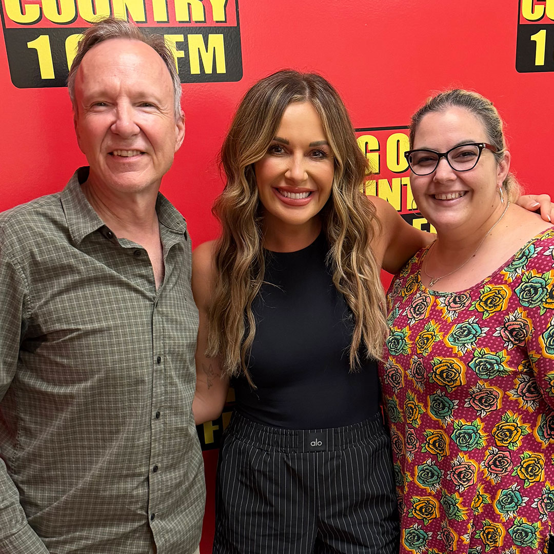Carly Pearce Joins Bruce Scott and Valerie In-Studio